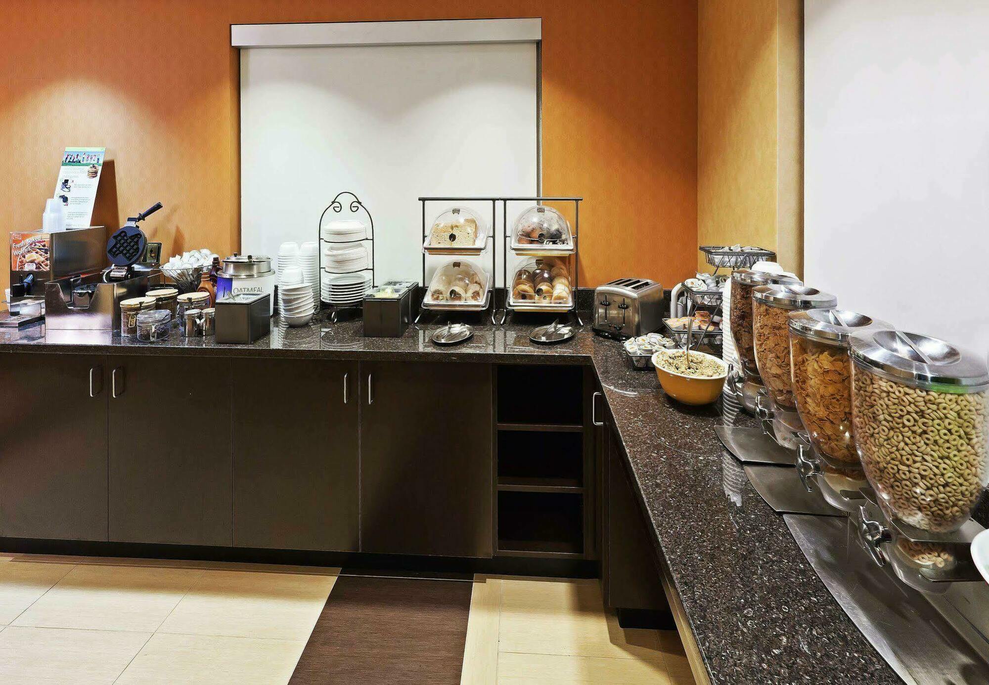 Residence Inn Houston Sugar Land/Stafford Restoran foto